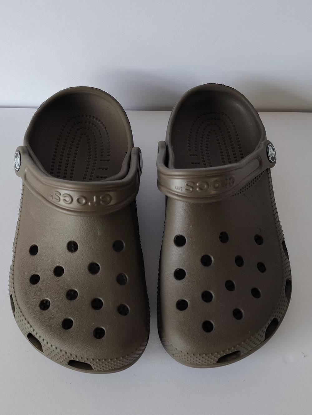 CROCS Classic Clog in Brown Women's 7